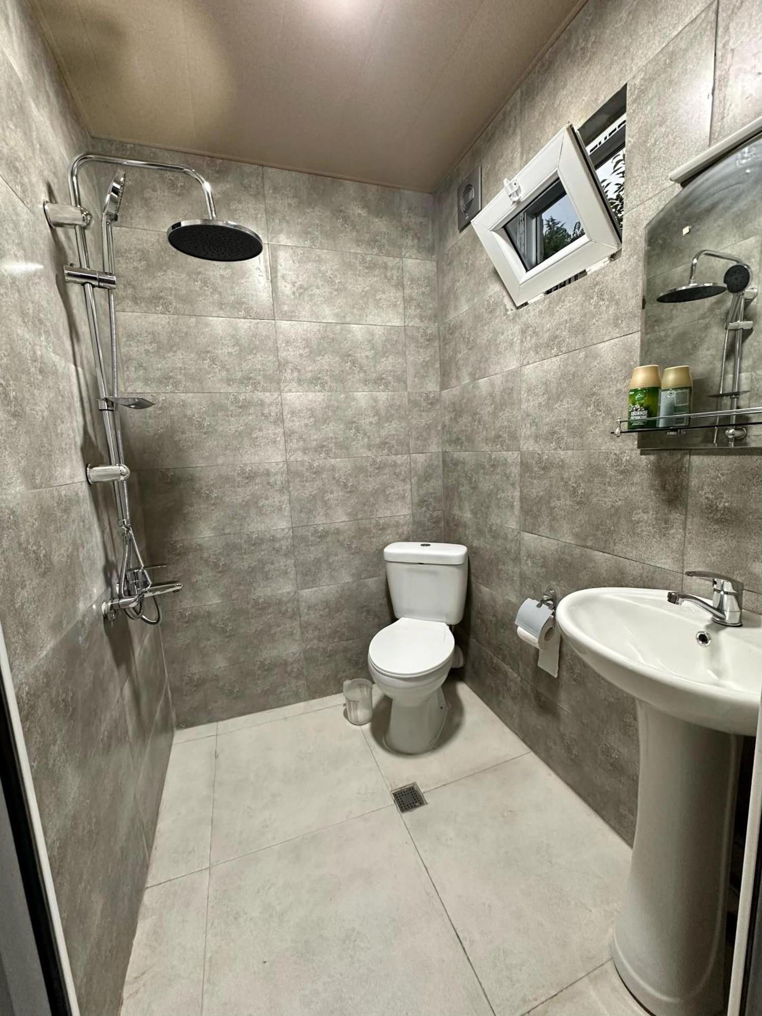 Hotel Nita House à Batoumi Extérieur photo